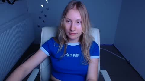 Leyla online show from 09-27-25, 05:51