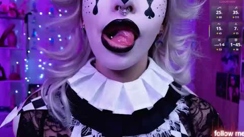 LEA online show from 02-21-26, 02:40