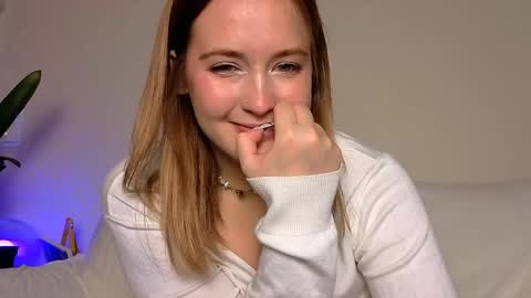 li_ni_ online show from 01-27-25, 06:09
