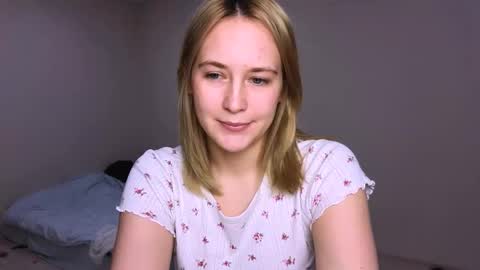 li_ni_ online show from 10-12-25, 03:11