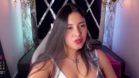 Lia  online show from 01-07-25, 05:20