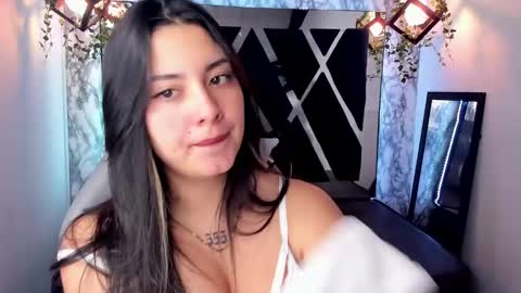 Lia  online show from 01-22-25, 02:24