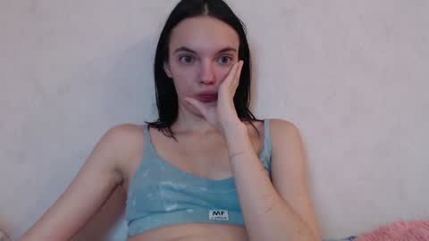Lia online show from 01-13-25, 08:04