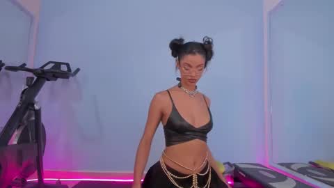 Lia online show from 03-06-25, 04:30