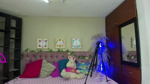 lia online show from 02-03-25, 08:24