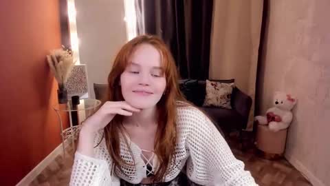 Lia online show from 12-14-25, 03:39