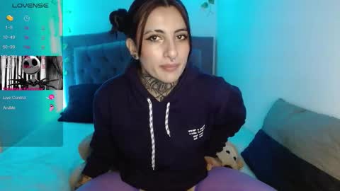 lia spicy   ig online show from 10-20-25, 03:23