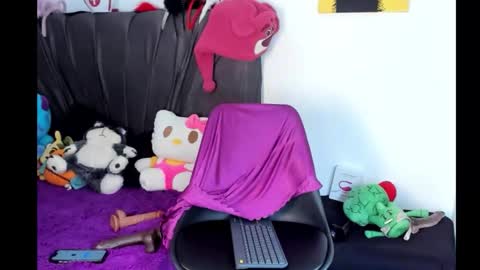 lia_rip01 online show from 09-19-25, 04:18