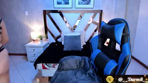 Snapshot of lia_simons chatting on 02-04-26, 02:17 Alejandra online show from 02-04-26, 02:17