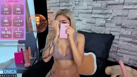 lia summer1 online show from 11-28-25, 07:38