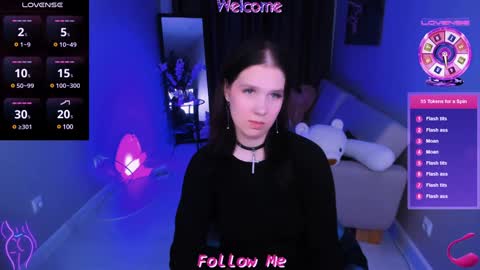 Lia online show from 12-15-24, 07:02