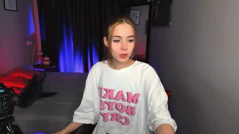 Lia online show from 01-13-26, 08:36