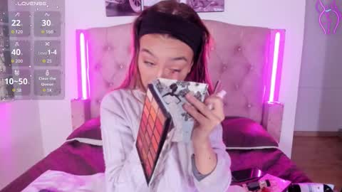 Lia  online show from 01-17-26, 11:26