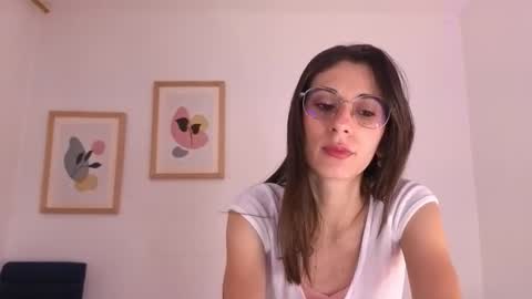 Lia  online show from 01-13-26, 12:21