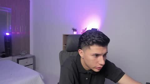 Liam Smith online show from 09-23-25, 12:41