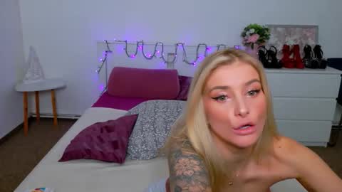 Lia online show from 02-06-26, 10:29