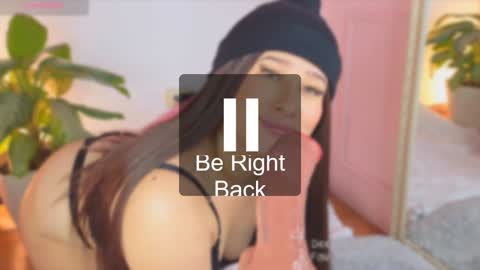 Lia Cox online show from 01-10-25, 06:53