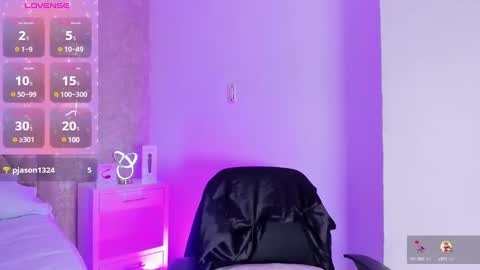 Lia online show from 01-28-25, 01:29