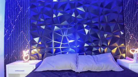 Lia online show from 03-08-25, 05:17