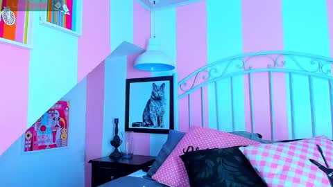 ---Liah--- online show from 12-17-24, 09:16