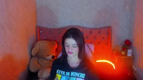  Lia  online show from 01-18-25, 08:19
