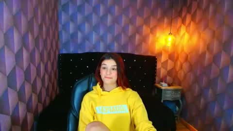  Lia  online show from 09-28-25, 08:58