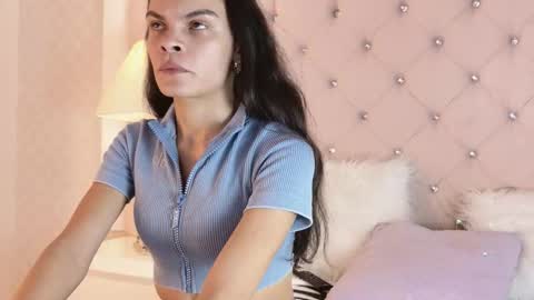  Liah  online show from 10-06-25, 12:46