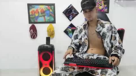 Andres online show from 11-13-25, 10:52