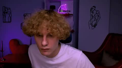 Snapshot of liam_bb chatting on 03-11-25, 09:56 Liam online show from 03-11-25, 09:56