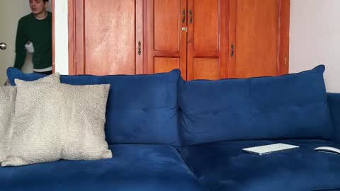 Snapshot of liam_enzho chatting on 11-26-25, 01:34 Liam online show from 11-26-25, 01:34