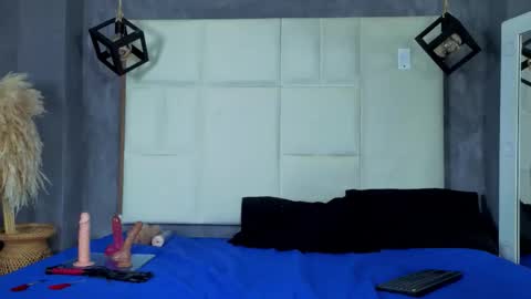 Liam forest  online show from 02-14-26, 05:15