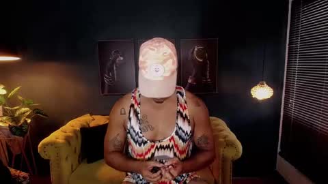 Snapshot of liam_howard chatting on 10-18-25, 07:58 Liam online show from 10-18-25, 07:58