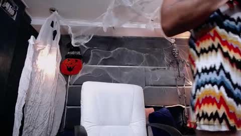 Snapshot of liam_howard chatting on 11-03-25, 07:26 Liam online show from 11-03-25, 07:26