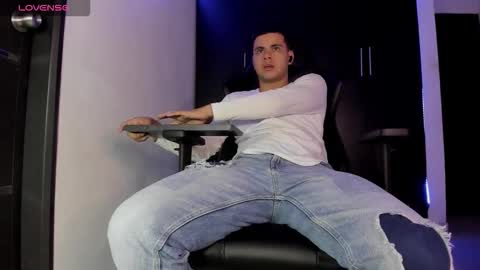 Liam online show from 03-24-26, 12:37