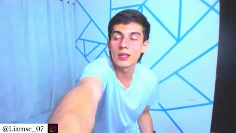 Snapshot of liam_scott77 chatting on 11-24-25, 01:38 Liam scott77 online show from 11-24-25, 01:38