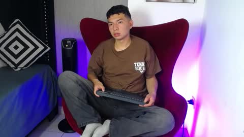 Liam  online show from 02-13-26, 01:07