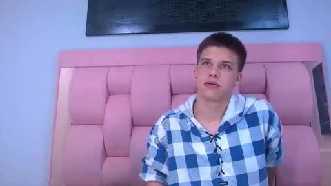 liam_york online show from 01-08-26, 08:11