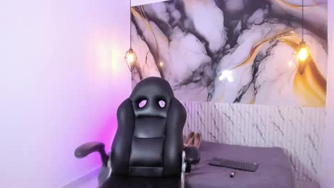 liamcardona online show from 11-06-25, 03:29