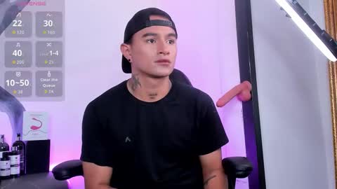 Snapshot of liamdeep_ chatting on 10-19-25, 06:19 LiamDeep online show from 10-19-25, 06:19