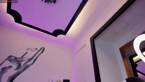 Snapshot of liamdeep_ chatting on 11-11-25, 10:10 LiamDeep online show from 11-11-25, 10:10