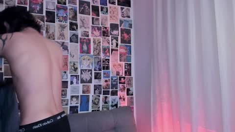 Liam online show from 01-14-25, 06:34