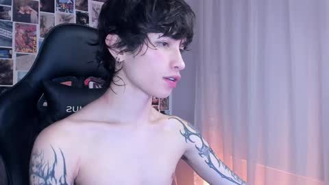 Liam online show from 01-16-25, 09:27