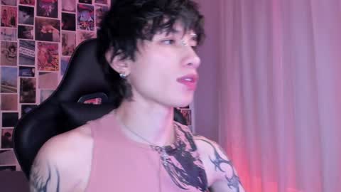 Liam online show from 01-20-25, 05:26