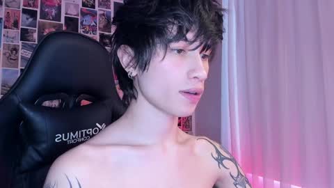 Liam online show from 01-26-25, 01:47