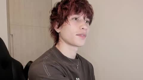 Liam online show from 02-04-26, 06:19