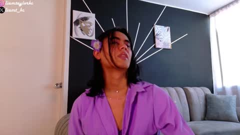 Snapshot of liamtaylor_ chatting on 03-10-25, 10:02 Tell me Liam online show from 03-10-25, 10:02