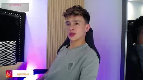 liam online show from 04-16-26, 04:46