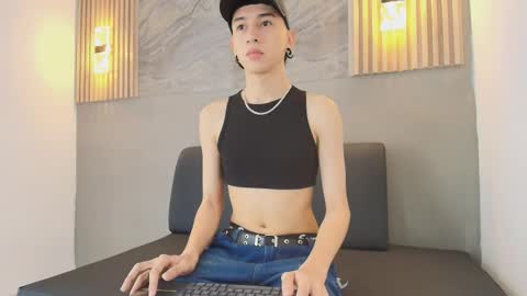 lian_cameron online show from 01-19-26, 03:43