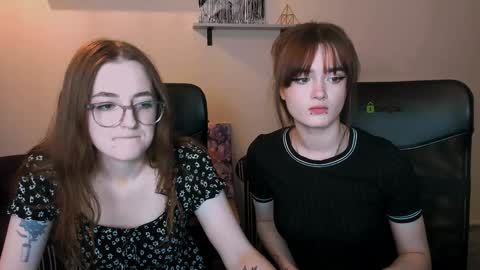 Snapshot of liana_kisses chatting on 12-06-24, 11:25 Little Liana online show from 12-06-24, 11:25