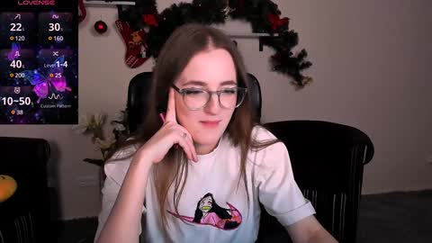 Snapshot of liana_kisses chatting on 01-03-25, 11:23 Little Liana online show from 01-03-25, 11:23